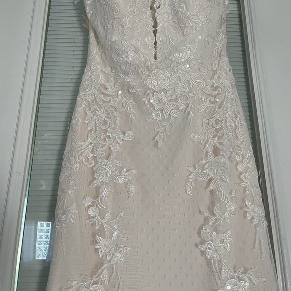 Brand New- Never Worn Wedding Dress - Picture 3 of 9